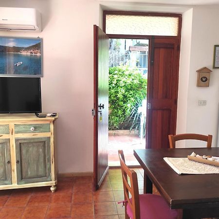 Casa Goletta Soggiorno Per 4 A 2 Minuti Dalla Spiaggia Iunq0334 กาลาโกโนเน ภายนอก รูปภาพ