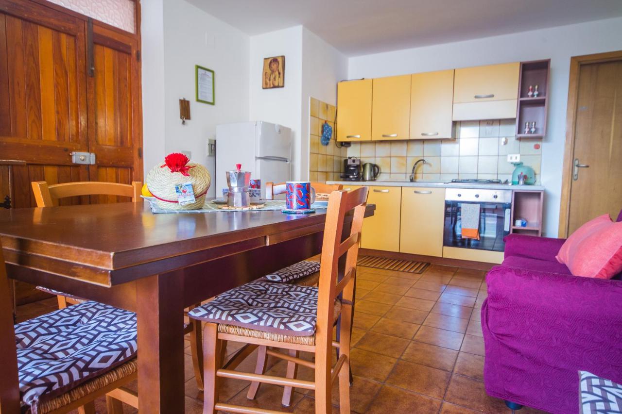 Casa Goletta Soggiorno Per 4 A 2 Minuti Dalla Spiaggia Iunq0334 กาลาโกโนเน ภายนอก รูปภาพ