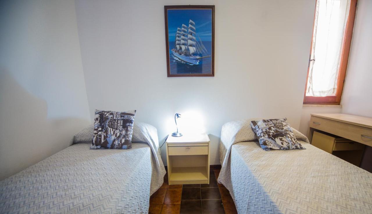 Casa Goletta Soggiorno Per 4 A 2 Minuti Dalla Spiaggia Iunq0334 กาลาโกโนเน ภายนอก รูปภาพ